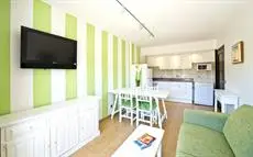 Apartamentos Salles Beach 