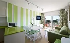 Apartamentos Salles Beach 