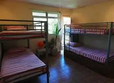 E Gwada Hostel 