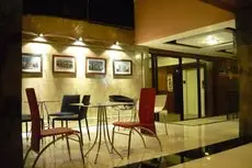 Izen Budget Hotel & Residence 