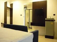 Izen Budget Hotel & Residence 