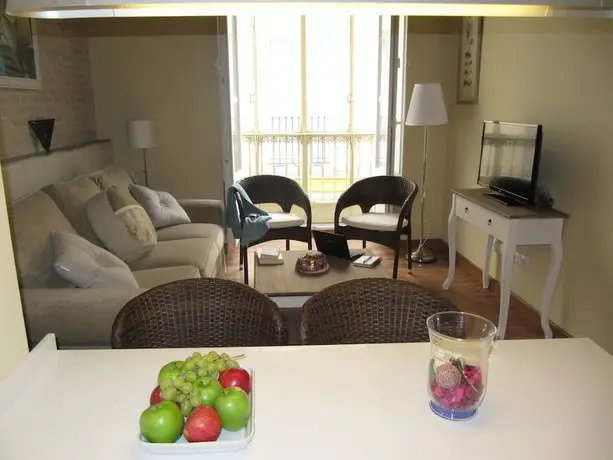 Life Apartments San Vicente 