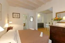 Relais Martinez Florence 