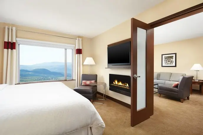 Four Points by Sheraton Kelowna Airport 