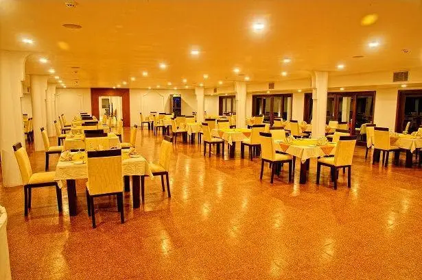 Rajarata Hotel 