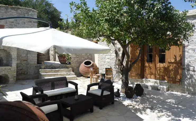 Mesogios House Suites 