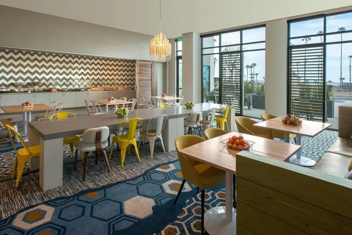 SpringHill Suites by Marriott San Diego Oceanside/Downtown 