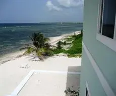 Grand Cayman Beachfront Condo 