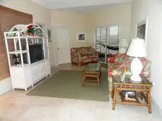 Grand Cayman Beachfront Condo 