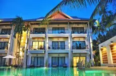 Navatara Phuket Resort 