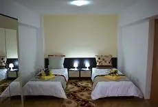 Central House Apartments Bacau 