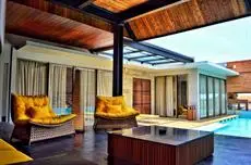 TS SUITES Seminyak Bali 