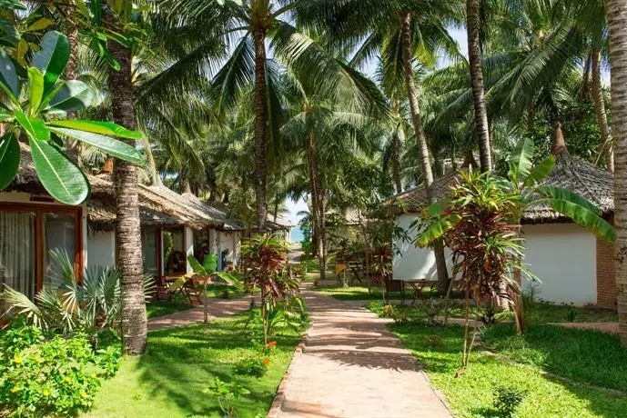 Ananda Resort 