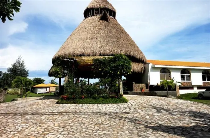 Hotel La Casa de Nery La Ceiba