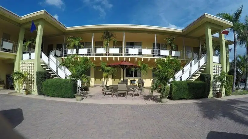 Capri Apartments Lake Worth 