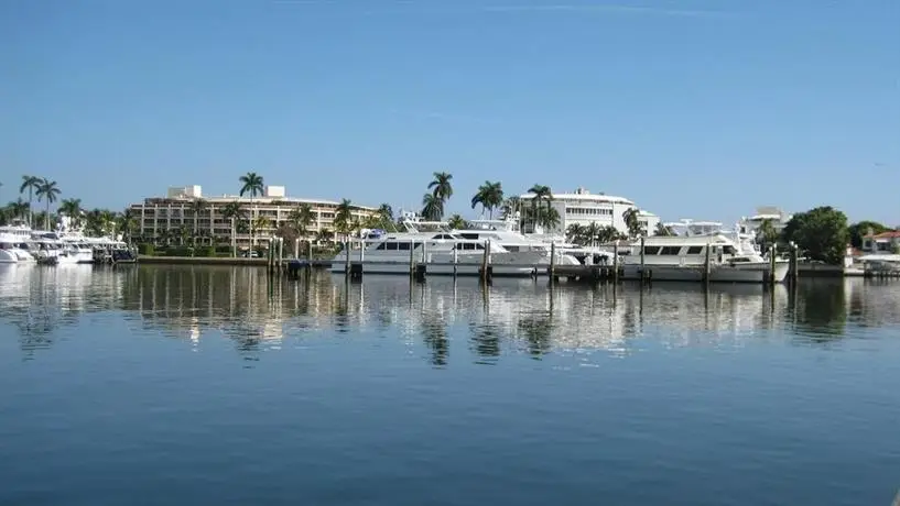 Capri Apartments Lake Worth 