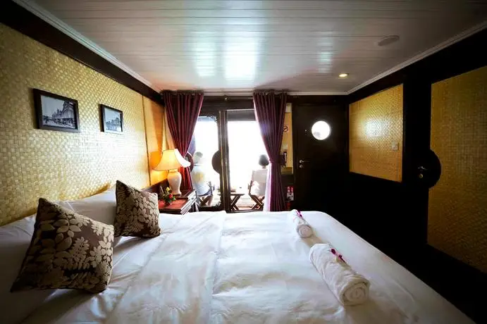 Legend Halong Private Cruises - Managed by Bhaya Cruise 