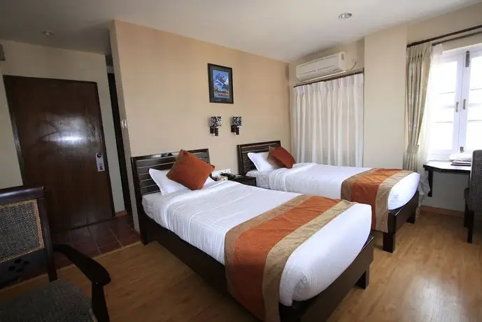 Rama Inn Boutique Home 