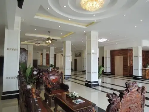 Aristocrat Residence & Hotel 