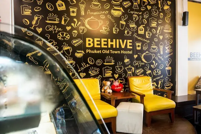 Beehive Phuket Old Town Hostel