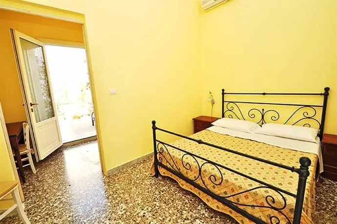 Bed and Breakfast Li Spili 