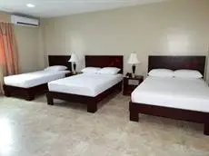 Hotel Marvento Suites 