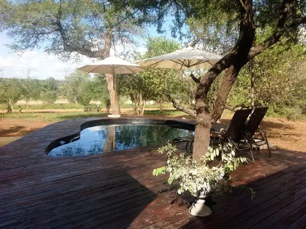 Mvuradona Safari Lodge