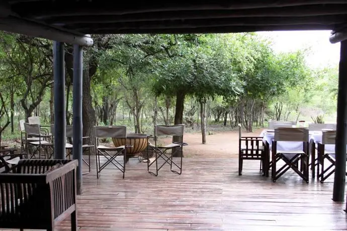 Mvuradona Safari Lodge 