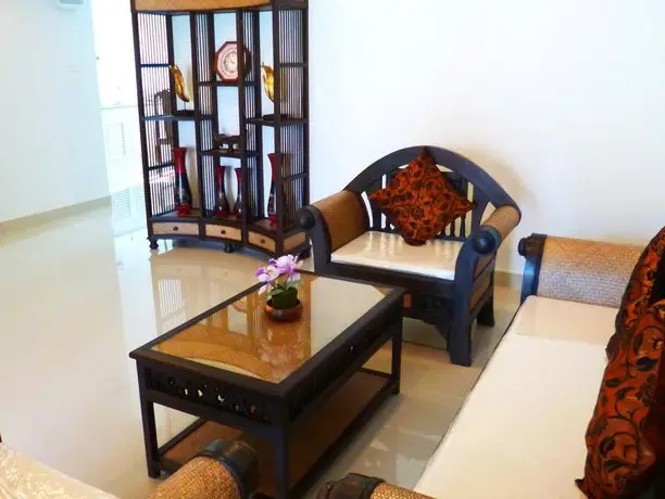 Ban San Sabuay Hua Hin Holiday House