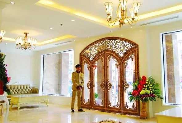 City Bay Palace Hotel 