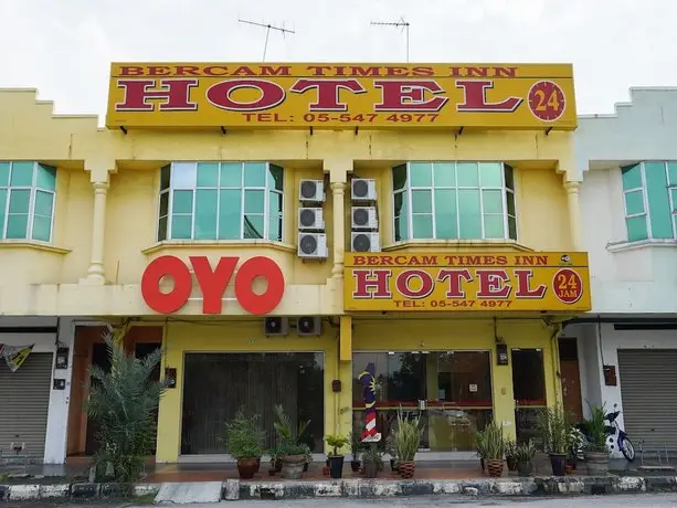 OYO 43967 Bercham Times Inn Hotel 