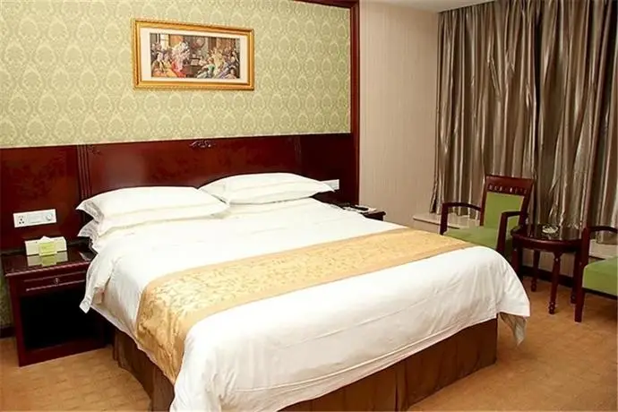 Vienna Hotel Shenzhen Fuyong Qiaotou 