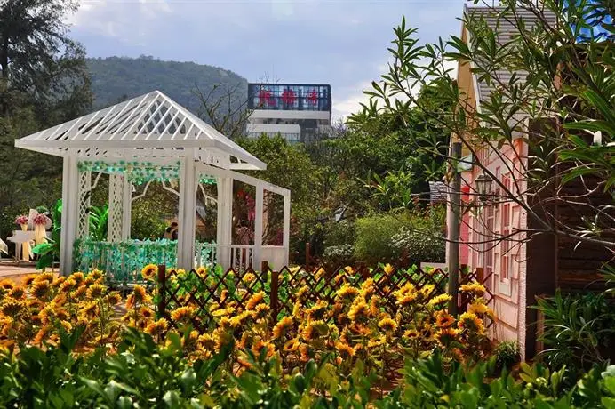 Shenzhen Xichong Yuerongwan Workers Resort 