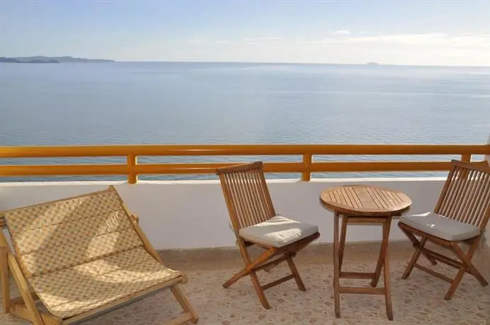 Room At Sunshine Beach Condo 