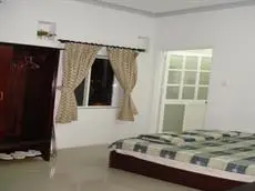 Hoang Cam Guest House 