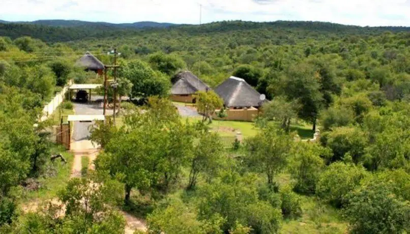 Muweti Bush Lodge 