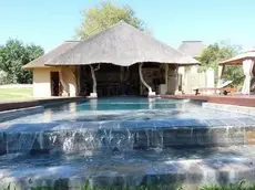 Muweti Bush Lodge 