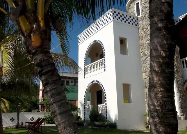 Squares Beachside Apartments