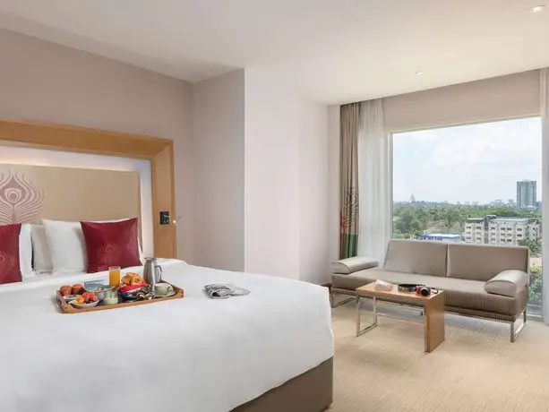 Novotel Yangon Max 