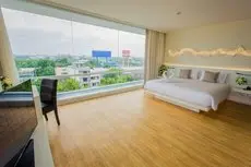 Crystal Hotel Hat Yai 