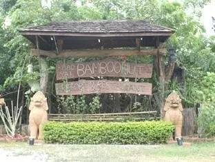 Khaoyai BambooHut Resort