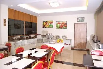 Holiday Hotel Yangon 