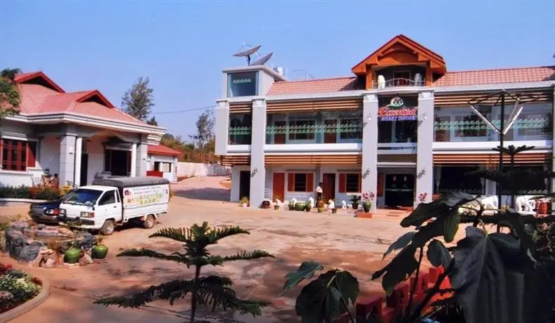 Famous Hotel Pyin Oo Lwin 