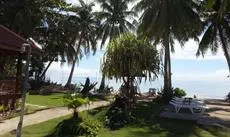 Cherinicole Beach Resort 