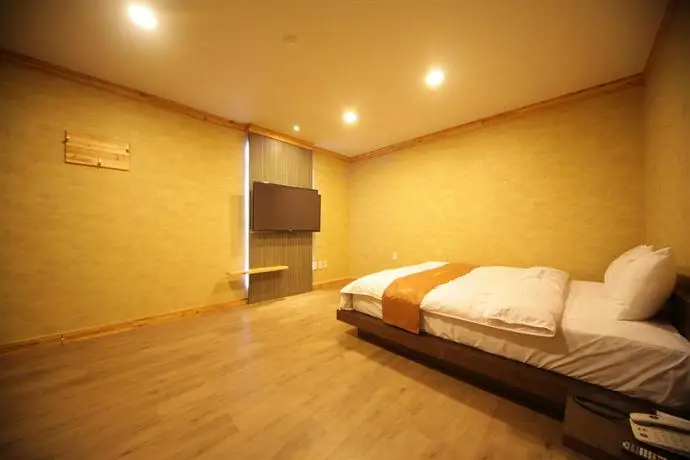 Hill House Hotel Yeosu 