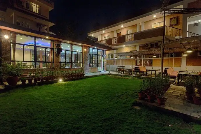 Shaligram Hotel & Spa 