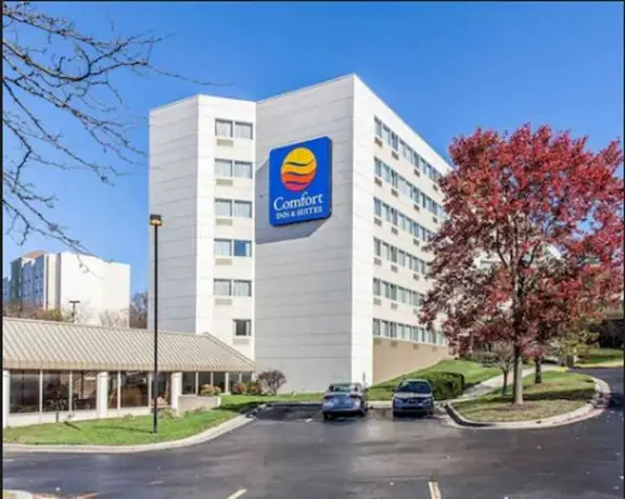 Comfort Inn & Suites BWI Airport