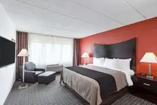 Comfort Inn & Suites BWI Airport 