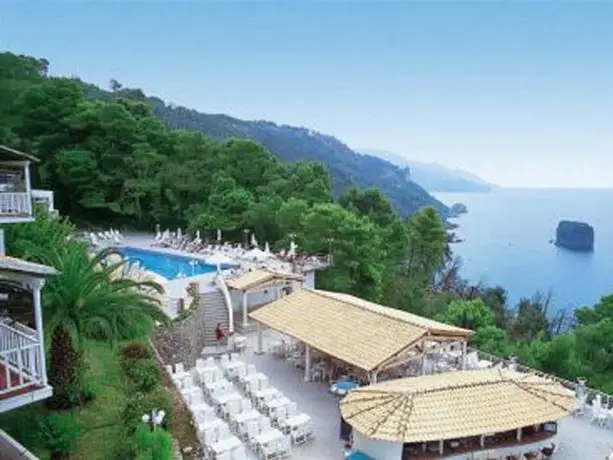 Golden View Resort Sinarades