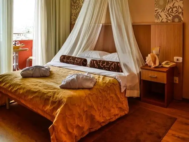 Boutique Hotel Bura 45N